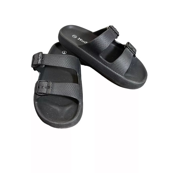 Mudd Girls Black Slip On Sandles Size 2 Open Round Toe Plain Basic Summer Beach - Picture 6 of 6